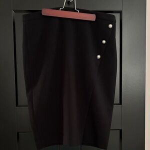 NWT Ann Taylor Black Pencil Skirt with Pearl Buttons. Fully Lined. Size 12